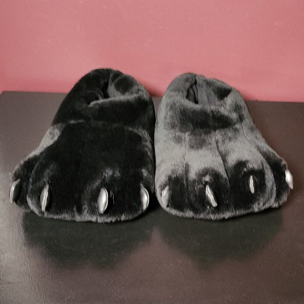 Emily The Strange Sabbath Cat Claw Slippers - VINTAGE COLLECTIBLE - NWOT